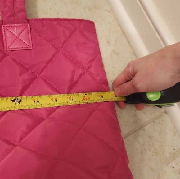 Juicy Couture Hot Pink Large Quilted Tote Bag NWT  #O - Picture 5 of 5